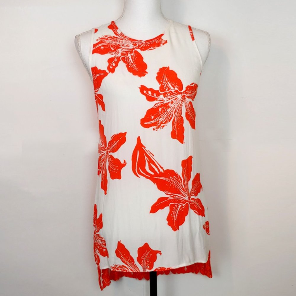 Karen Kane Sleeveless Orange Hawaiian Flower